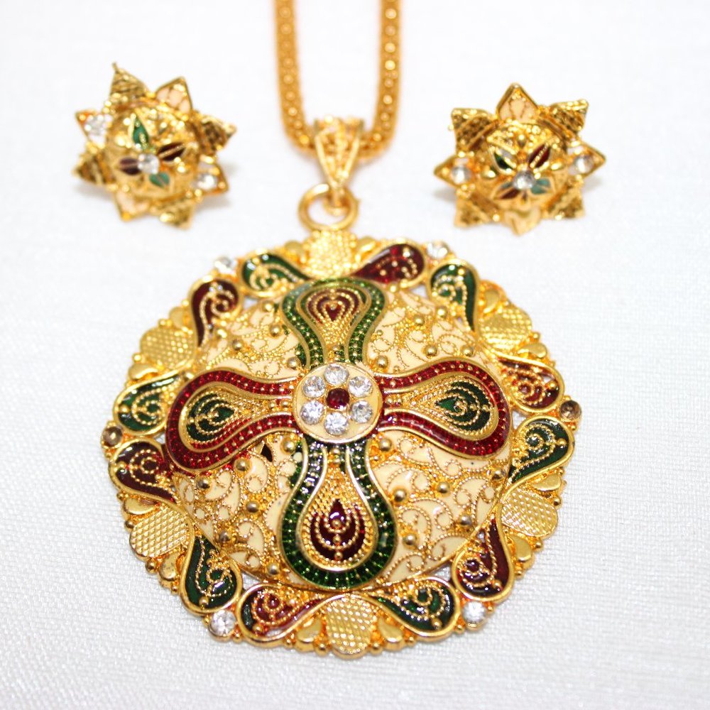Multicolour Pendant Set Multicolour Necklace Set Multicolour stone gold necklace - Picture 1 of 2